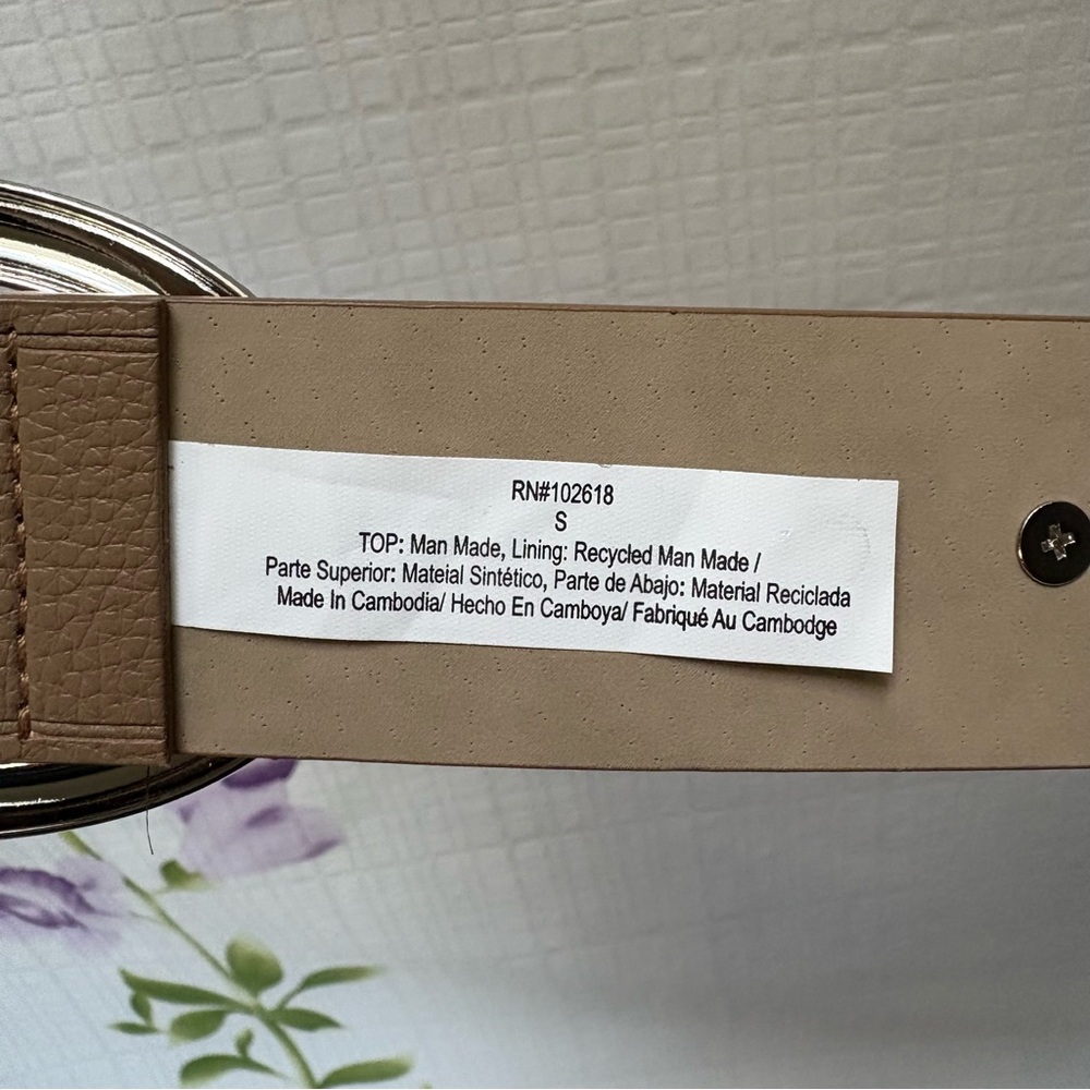 NEW Steve Madden Tan Faux Leather Large Oval Silver Buckle Belt Size Small - Picture 6 of 6